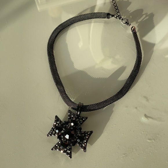 Swarowski Limited Edition Black Cross - Picture 4 of 6